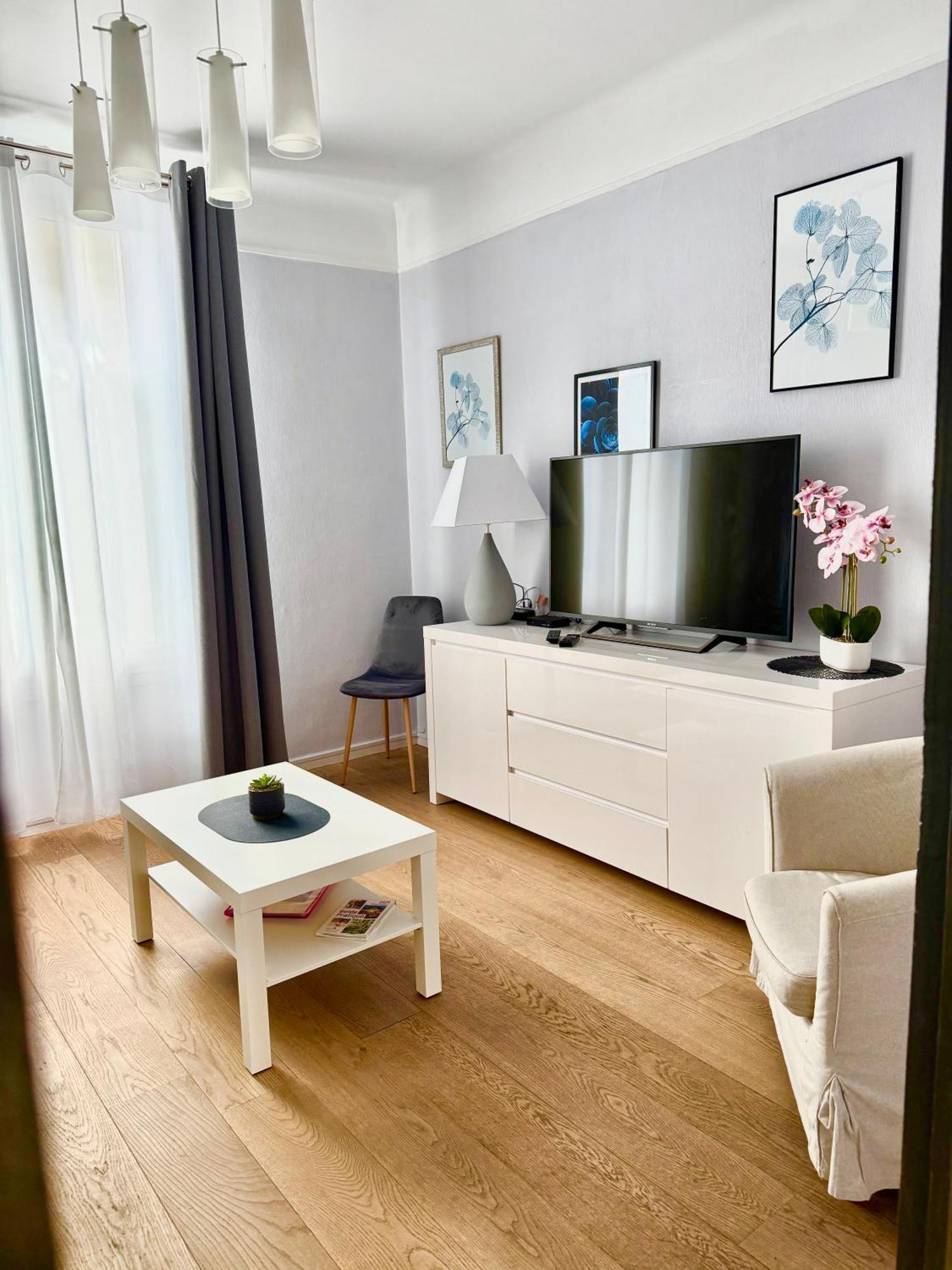L'Escapade Parisienne Apartment Майсонс-Алфорт Екстериор снимка